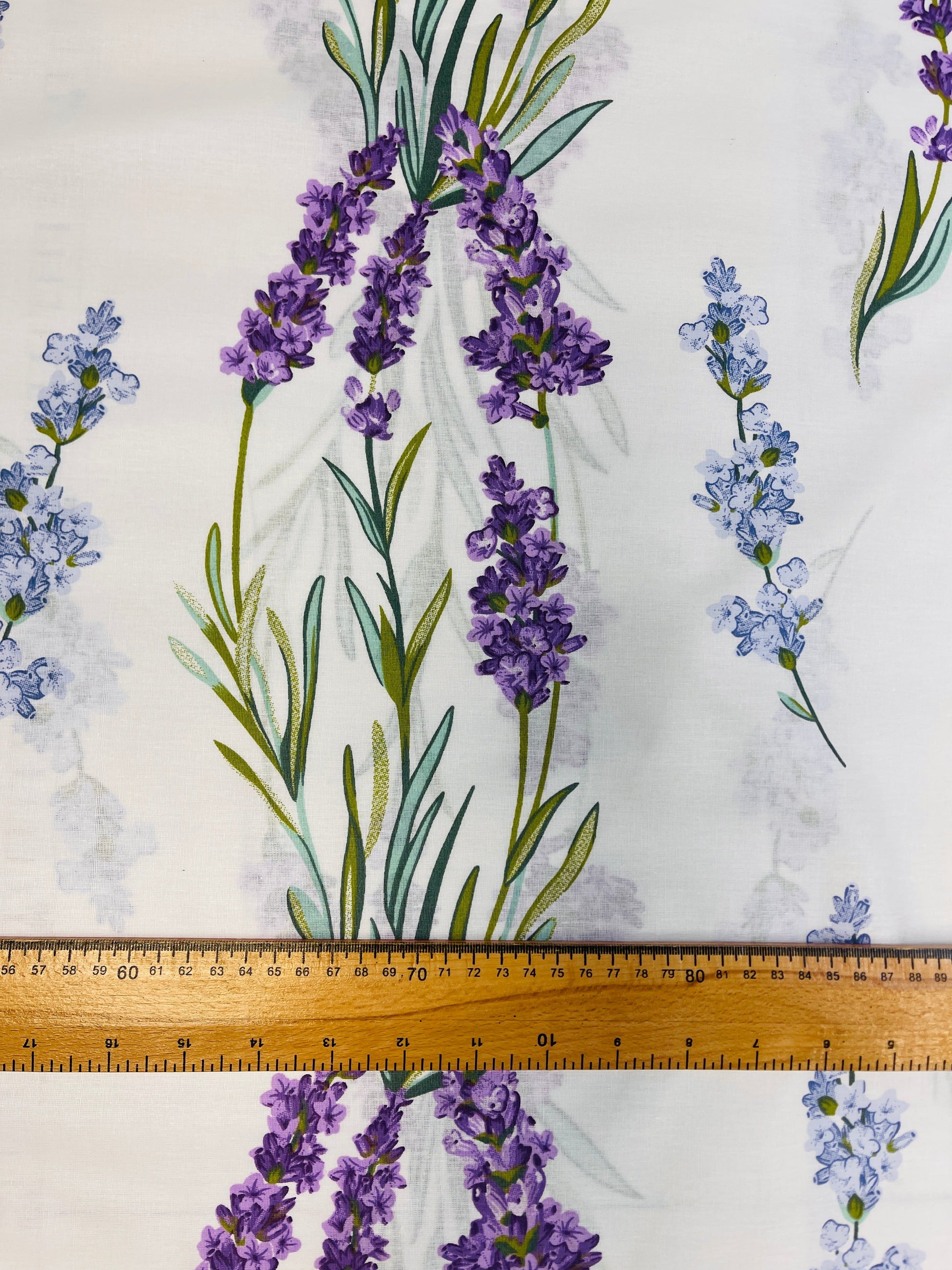 100% Kokvilnas audums - lavanda 220 cm 146 g/m²