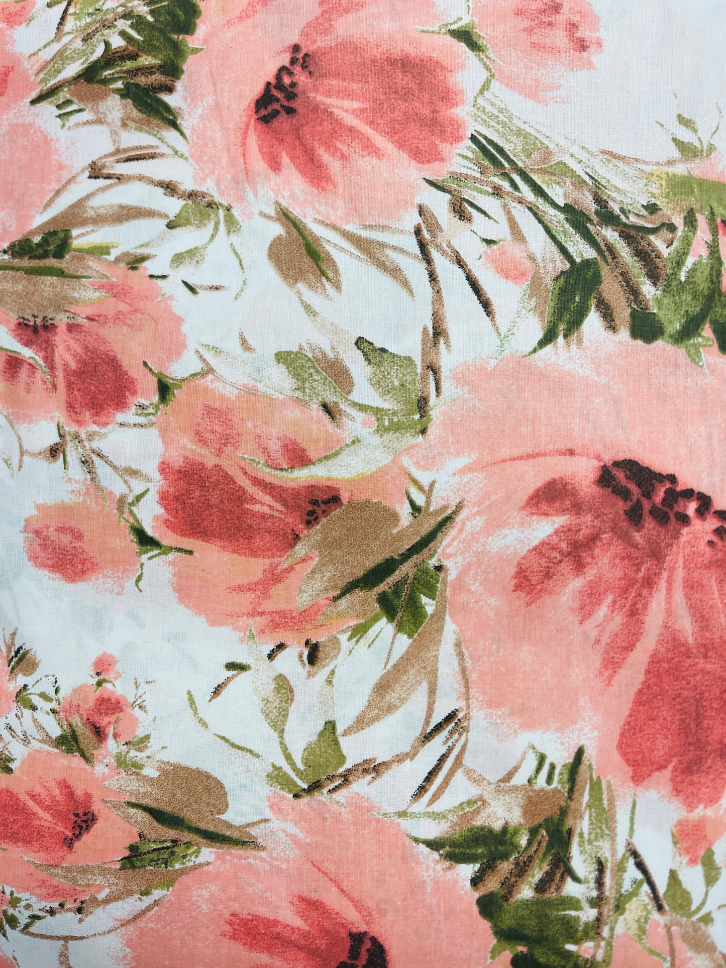 100% Kokvilnas audums - rozā ziedu akcarelis 125 g/m²