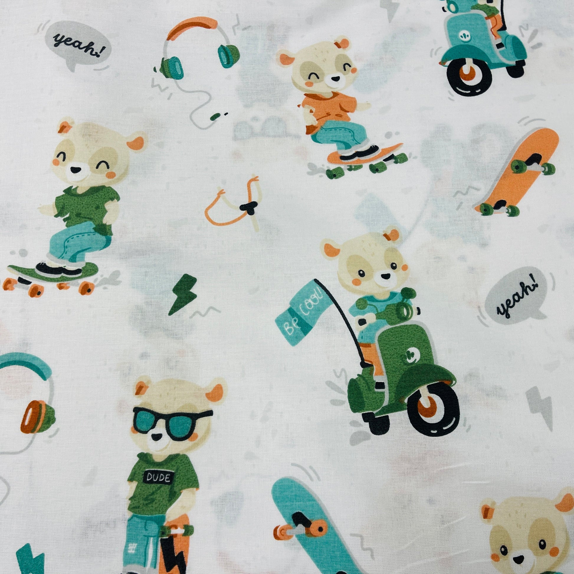 100% Kokvilnas audums - sportiskais lācis 125 g/m²