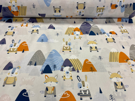 100% Kokvilnas audums - zvēri kalnos 125 g/m²