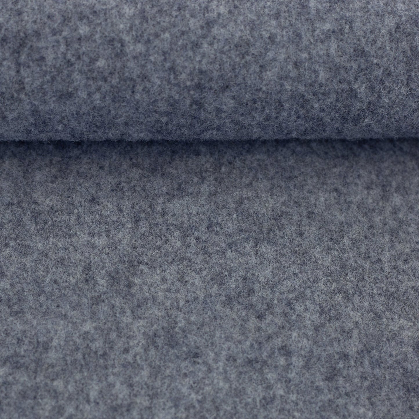 Attēls ar 100% Vilnas flīss - pelēks 385 g/m² – pieejams Šarlotes audumi