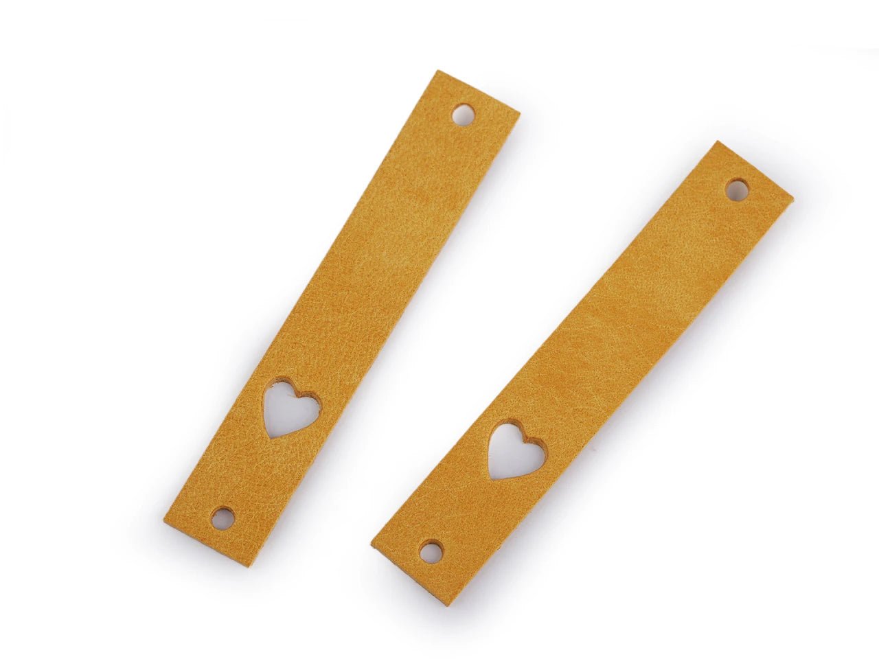 Ādas etiķete ar sirds izgriezumu tonis #6