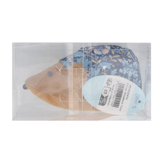 Image of a hedgehog pin cushion with a floral pattern, Hobby Gift – available at Šarlotes audumi