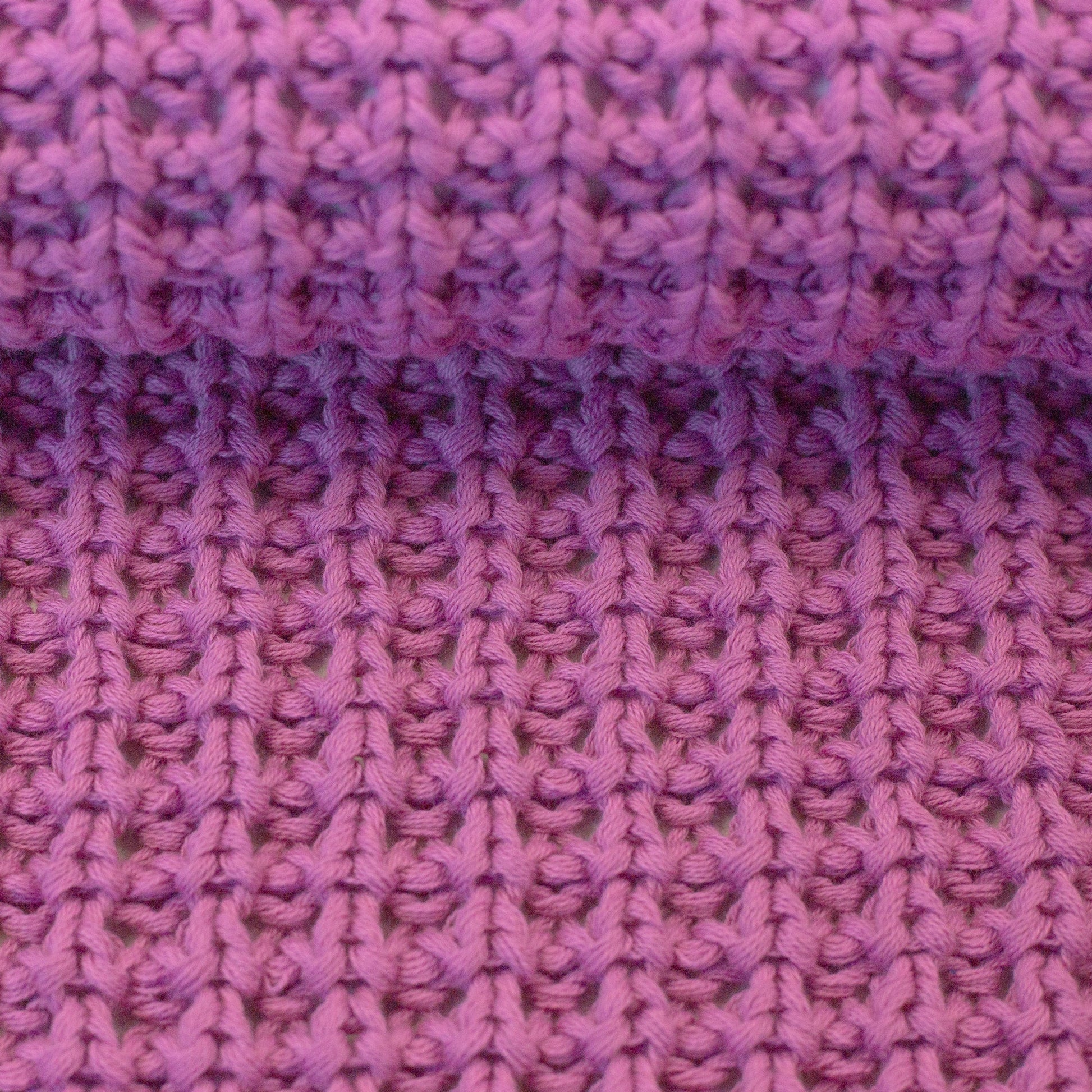 Attēls ar Biezs 100 % kokvilnas adījums - rozā 615 g/m² – pieejams Šarlotes audumi