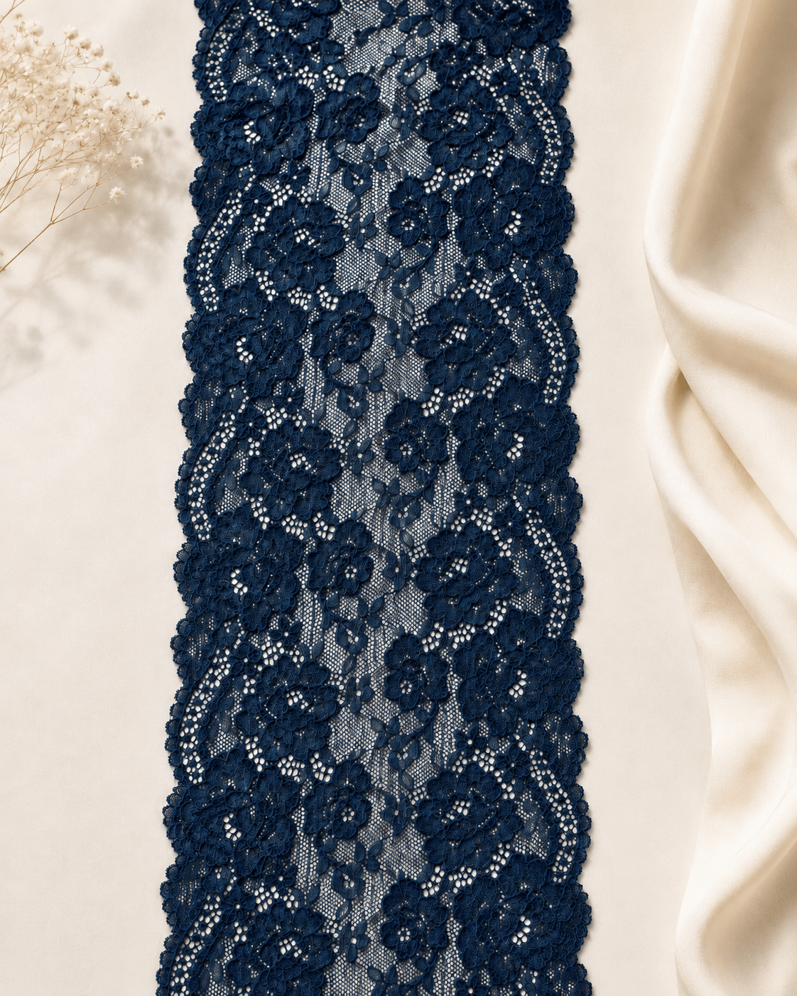 Attēls ar Elastīgā mežģīne 18 cm-navy blue – pieejams internetā Šarlotes audumi
