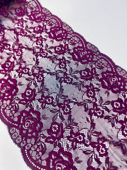 Attēls ar Elastīgā mežģīne 24 cm-violetā plūme – pieejams internetā Šarlotes audumi