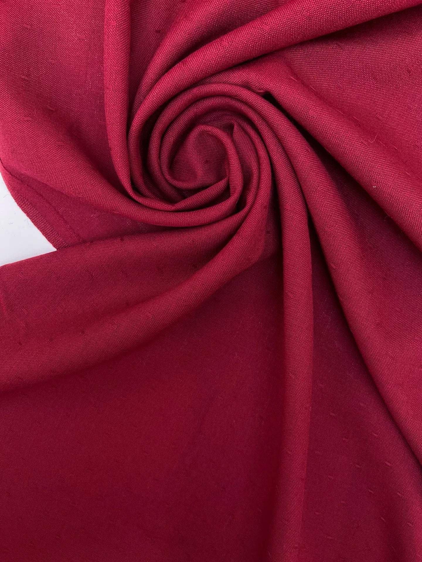 Itālijas žakarda kostīmaudums | 65% vilna | 35% poliesters | 190 g/m² | 150 cm | Sarkans