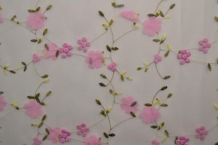 Attēls ar Izšūts tilla audums ar ziediem - rozā| 150 cm, 70 g/m² – pieejams Šarlotes audumi