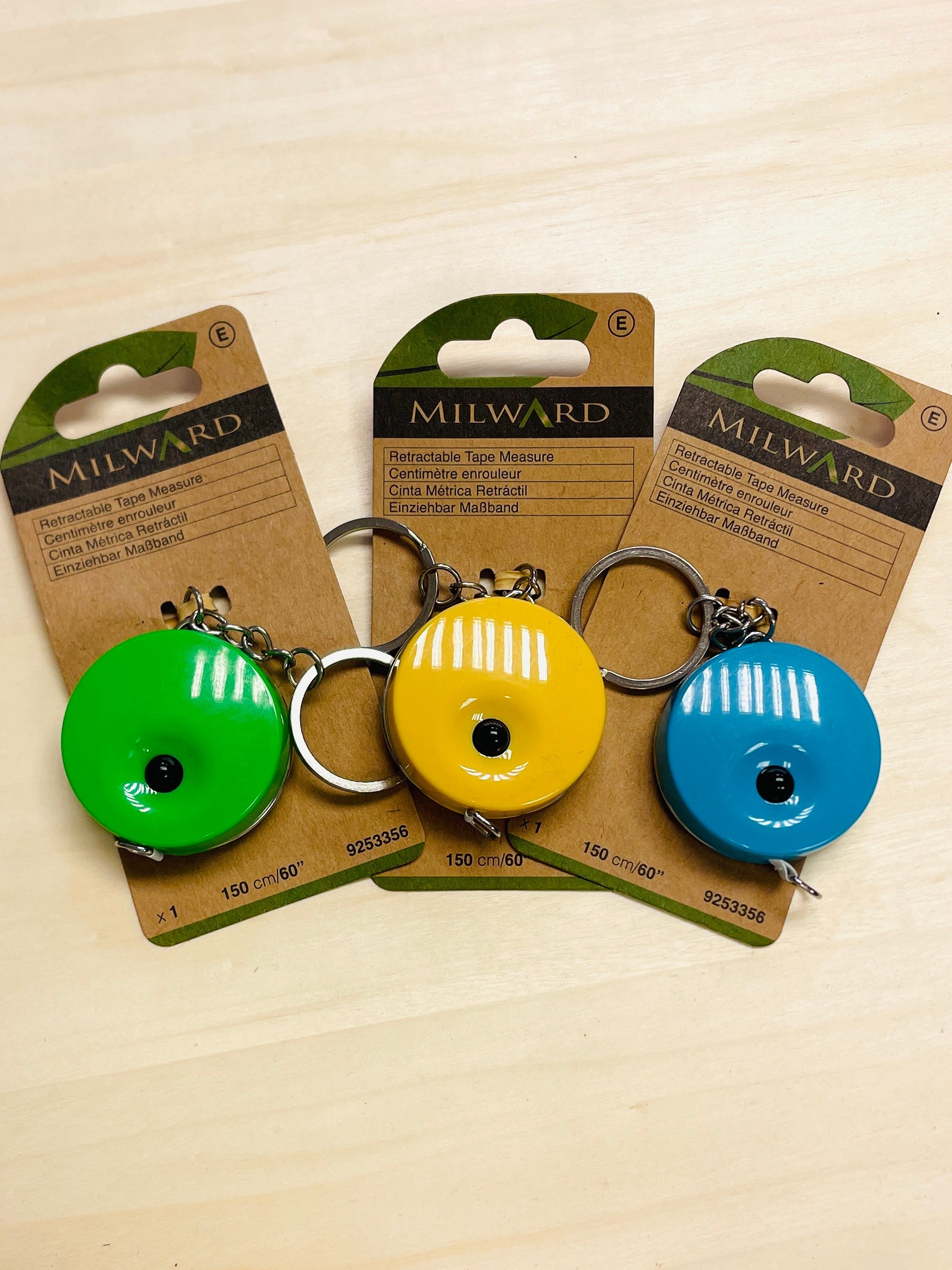 Izvelkama mērlente Milward 1.5 m| dažādu krāsu