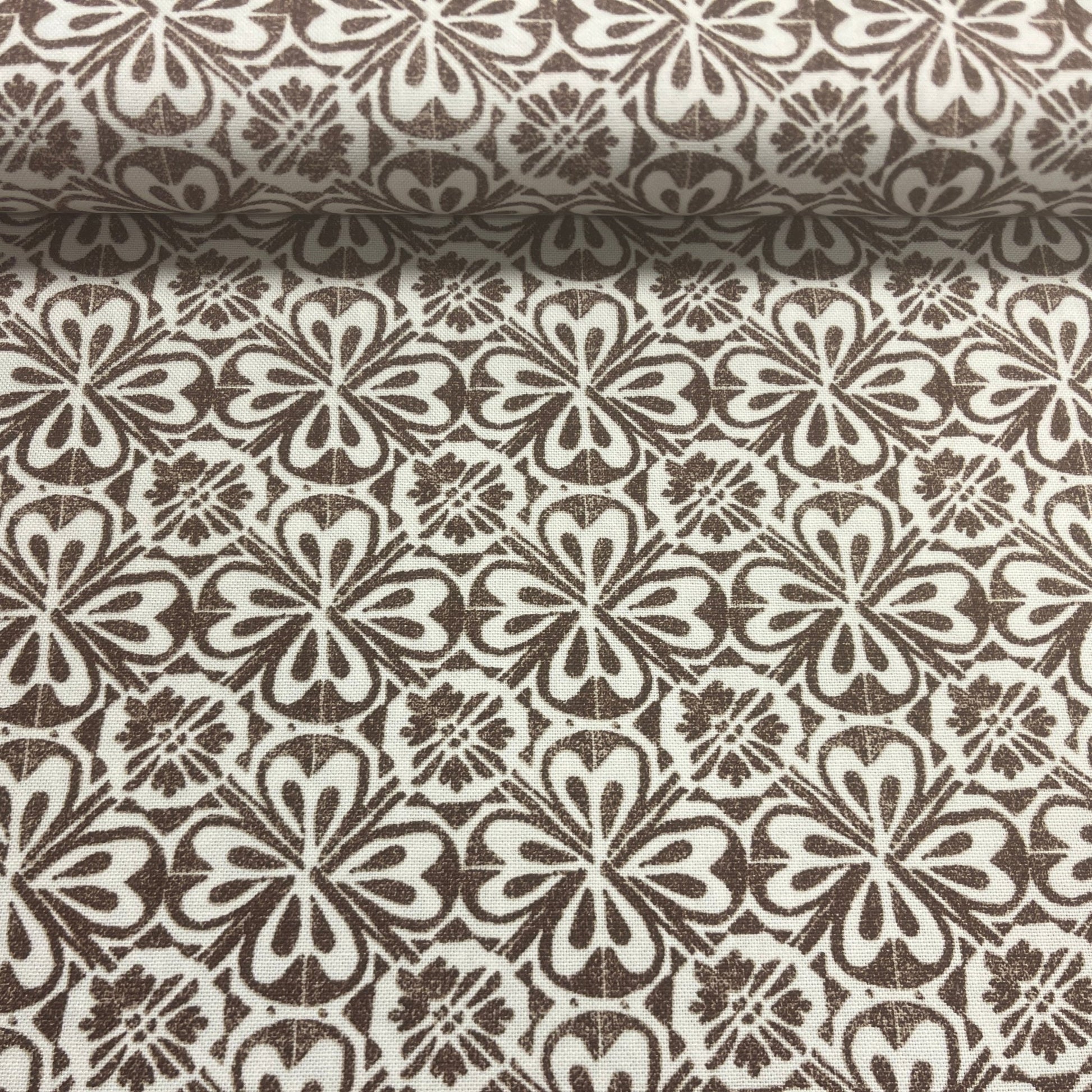 Kanvas audums-brūns raksts 225 g/m²