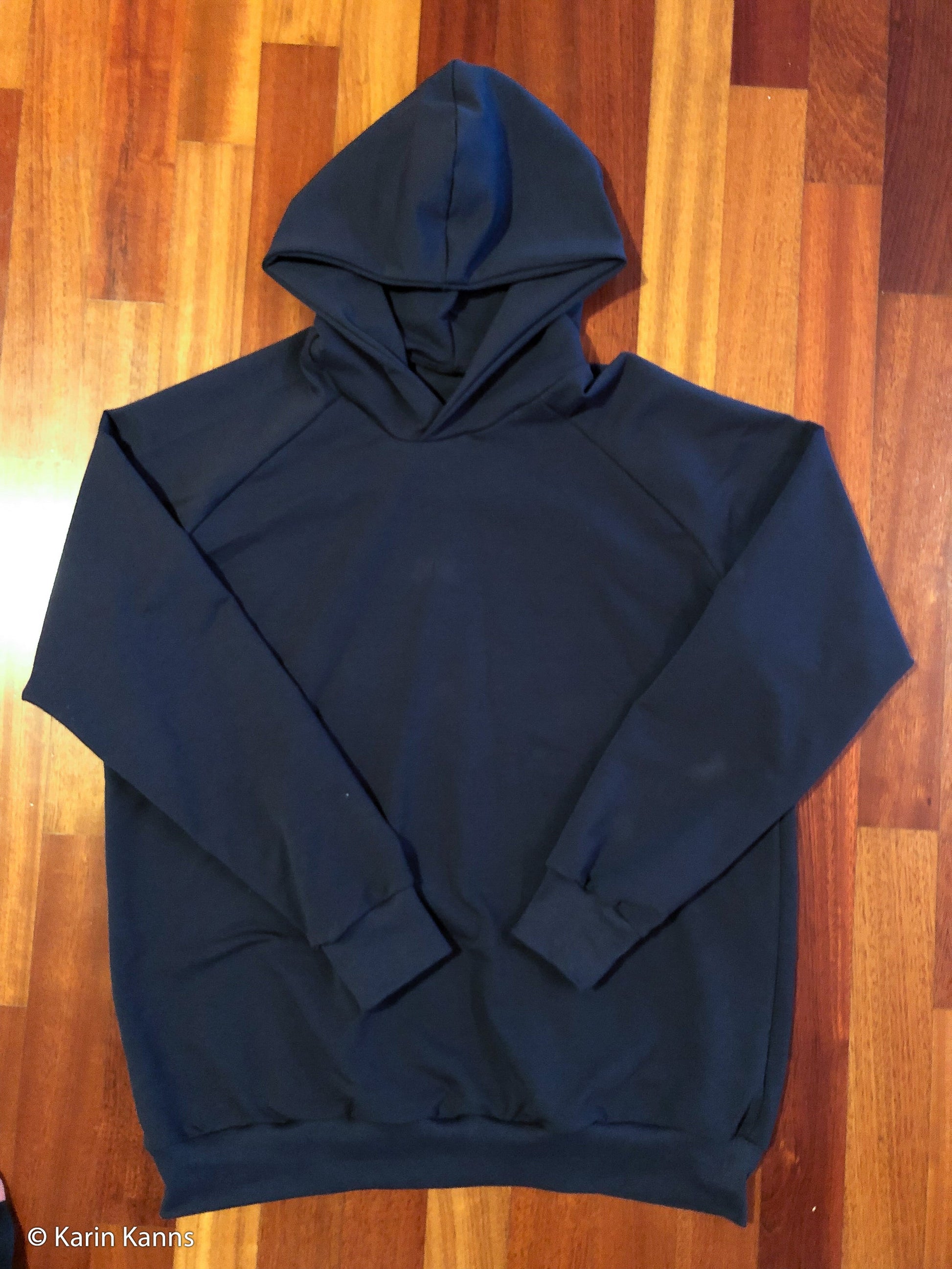 Kokvilnas cilpiņtrikotāža - tumši zila 235 g/m² (GOTS sertif.)