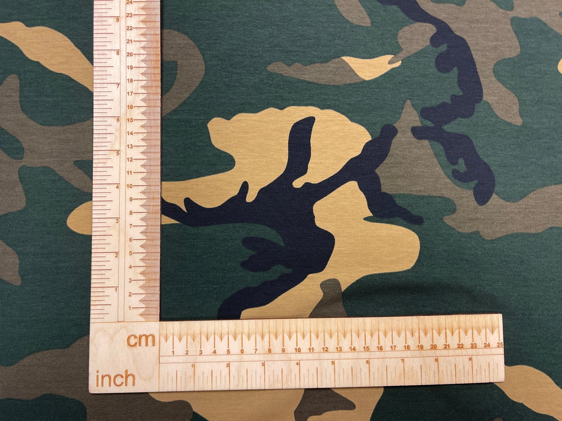 Kokvilnas trikotāža - kamuflāža 200 g/m²