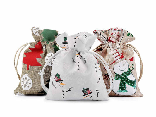 Attēls ar Maisiņš ar Ziemassvētku tematiku| 10×13 cm| dažādu toņu – pieejams Šarlotes audumi