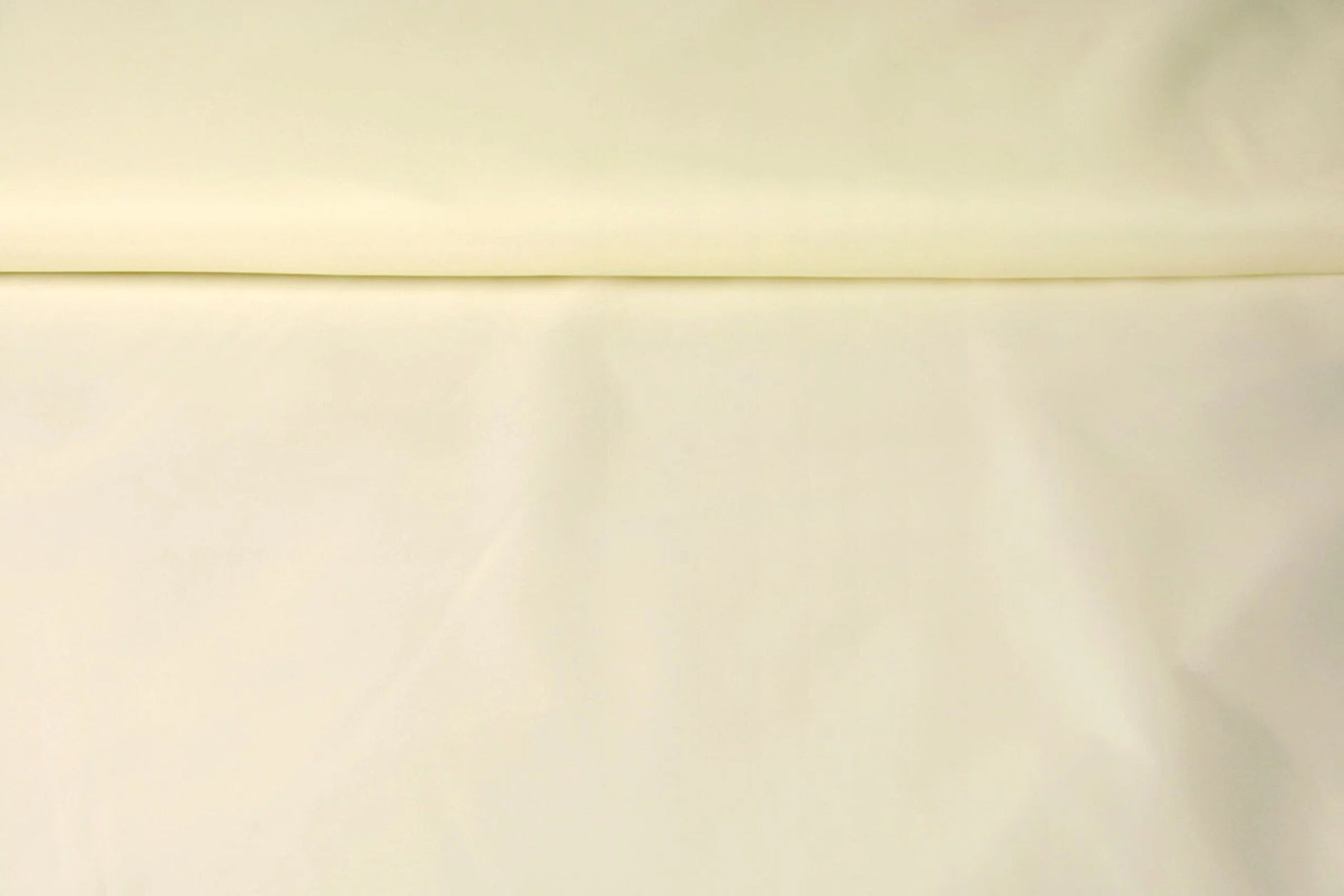 Pēdējais gabaliņš - Oderes audums - krēmkrāsas 55 g/m² - 35cm