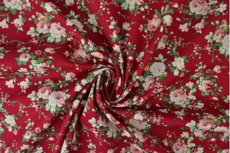 Premium 100% kokvilnas audums - rozītes uz sarkana fona 110 g/m²