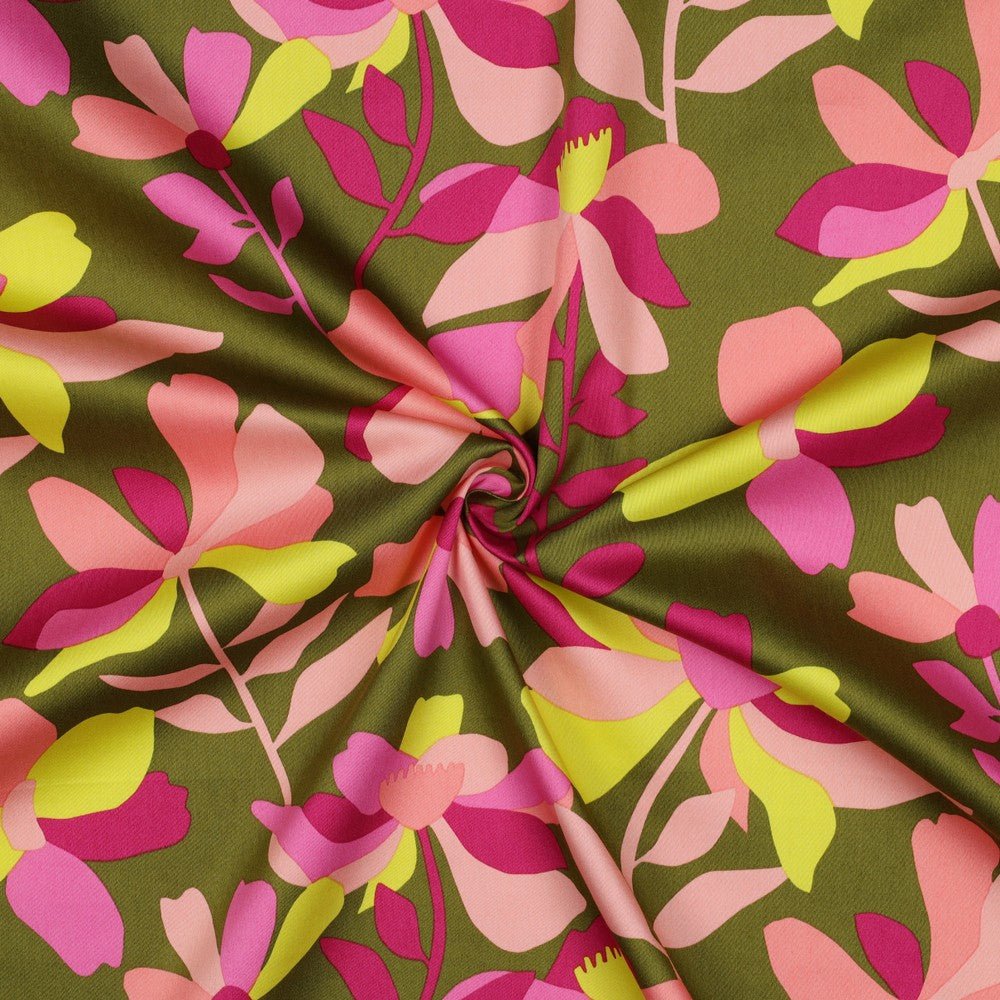 Premium 100% kokvilnas satīns - ziedu motīvs 115 g/m²