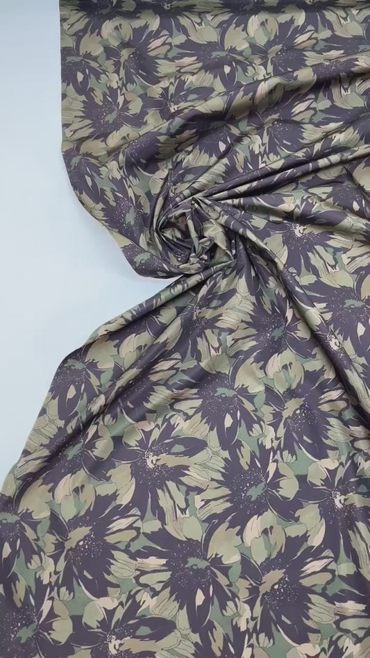 Itališkas poliamido audinys su gėlių raštu | 100% poliamidas | 152 cm