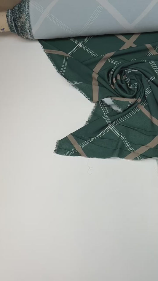 Itališkas krepo audinys su geometriniu raštu | Poliesteris 94% Elastanas 6% | 150 cm