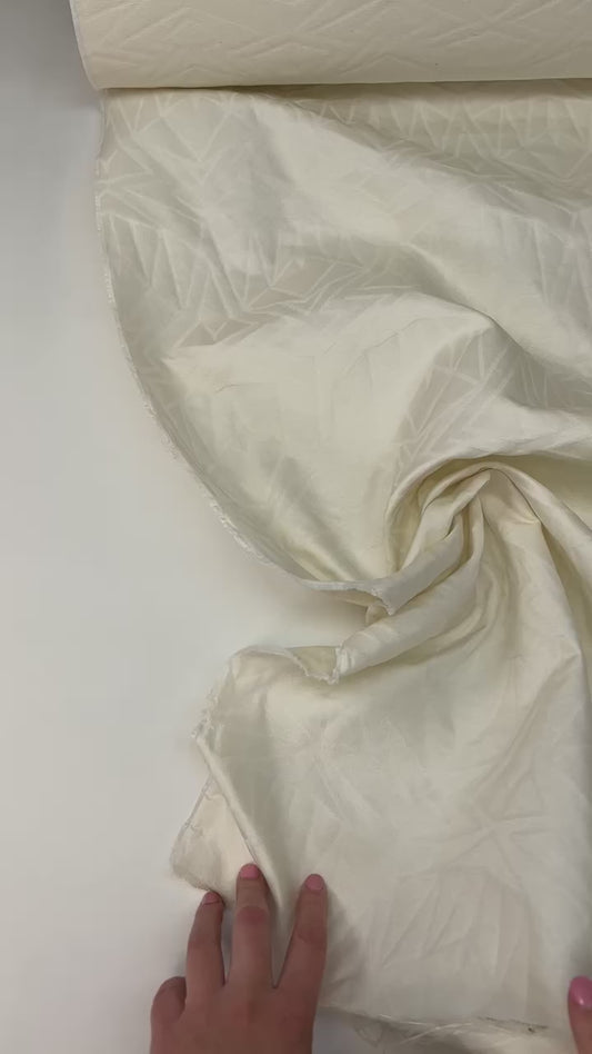 Šilko žakardas - sviesto atspalvis 205 g/m²