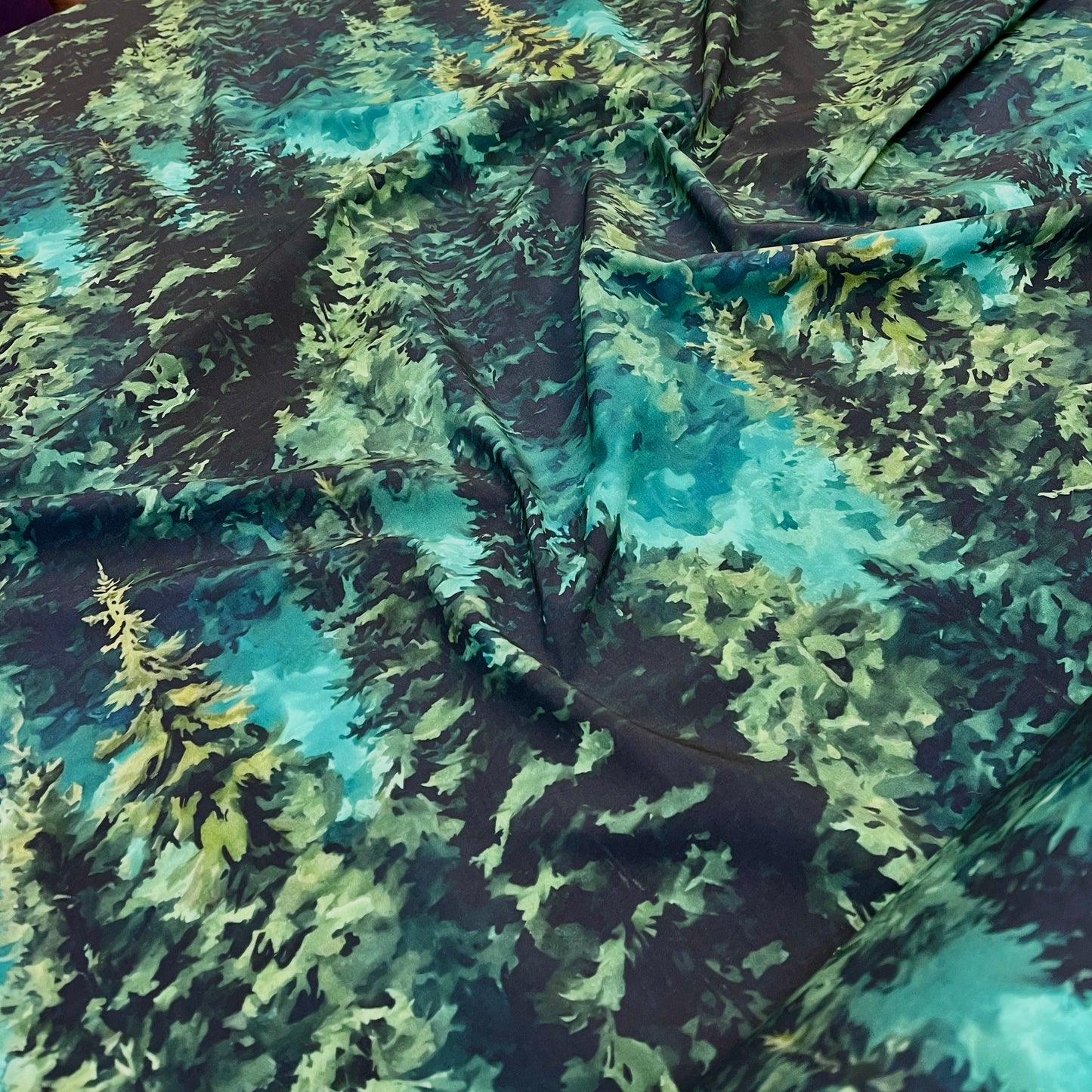 Attēls ar Softshell audums - Mūžzaļais mežs 300 g/m² – pieejams Šarlotes audumi