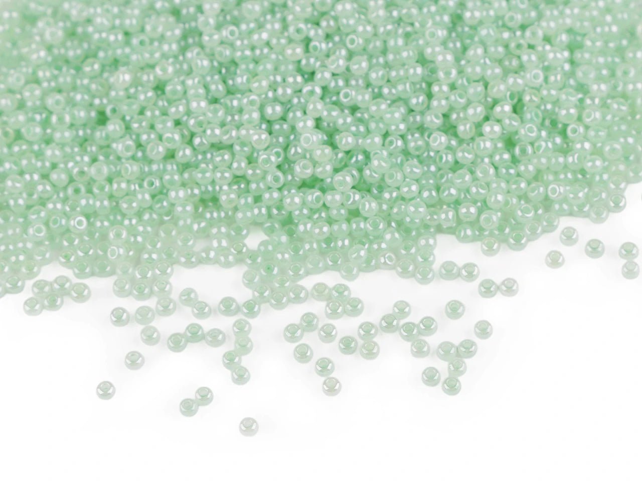 Stikla sēkliņpērlītes 15/0 | 1.5 mm 50 g| Perlamutra efekts|dažādas krāsas