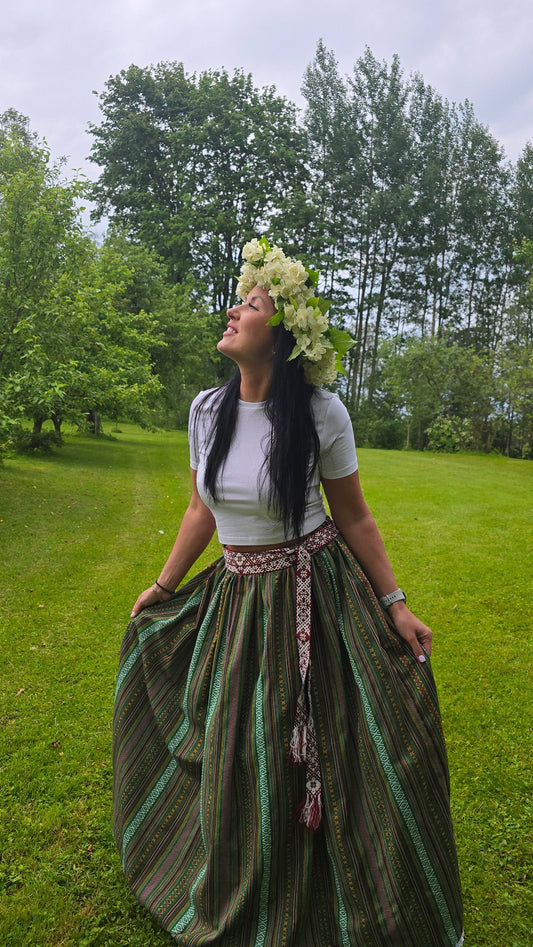 Tautiskā lente, josta 40mm - bordo - LV