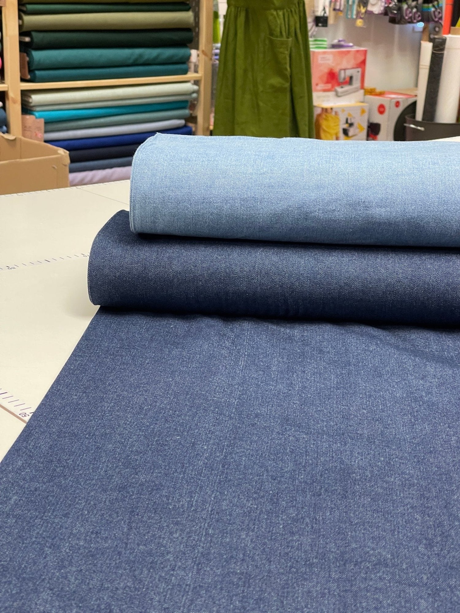 Džinsinio audinio medžiaga