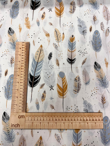 Attēls ar 100% Kokvilnas audums - spalvas 125 g/m² – pieejams Šarlotes audumi