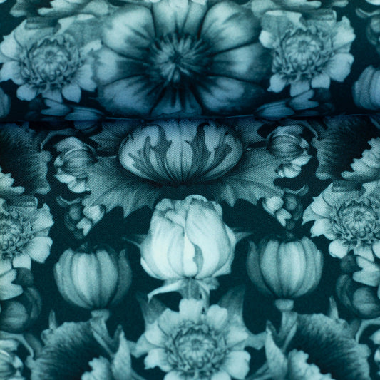 Image with 100% viscose fabric - Victorian floral pattern in dark blue tone 135 g/m² – available online Charlotte Fabrics