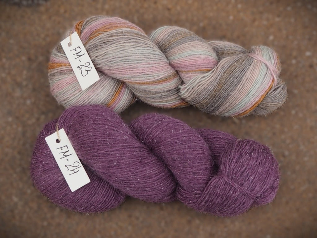 Siūlai Pāces vilnas fabrika 100% Merino- 100 g / 470 m