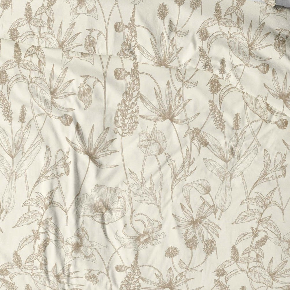 100% Cotton Fabric - Beige Meadow Flowers 125 g/m²