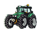 zaļš traktors