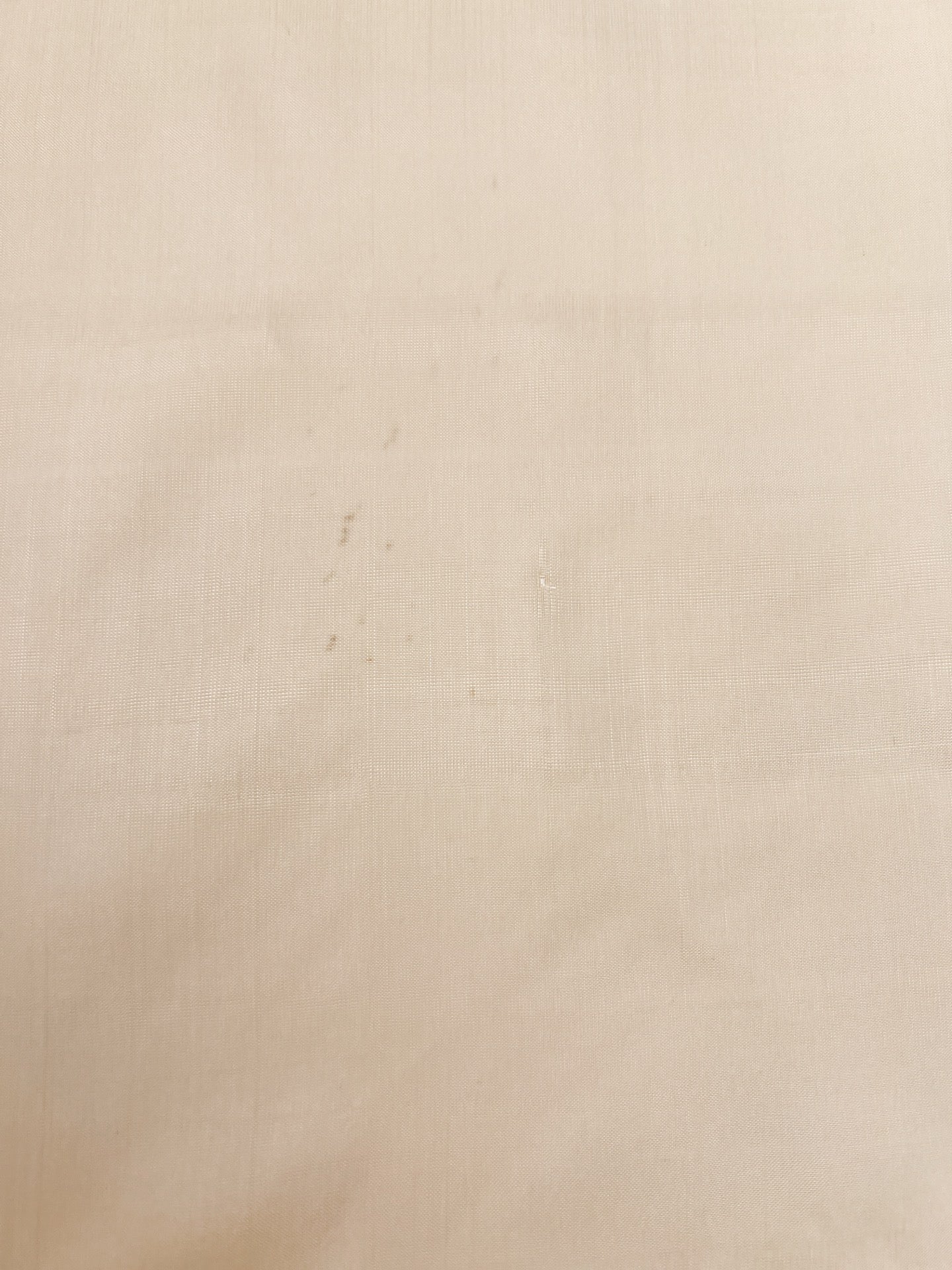Italian 100% silk fabric in creamy white – 100 g/m²