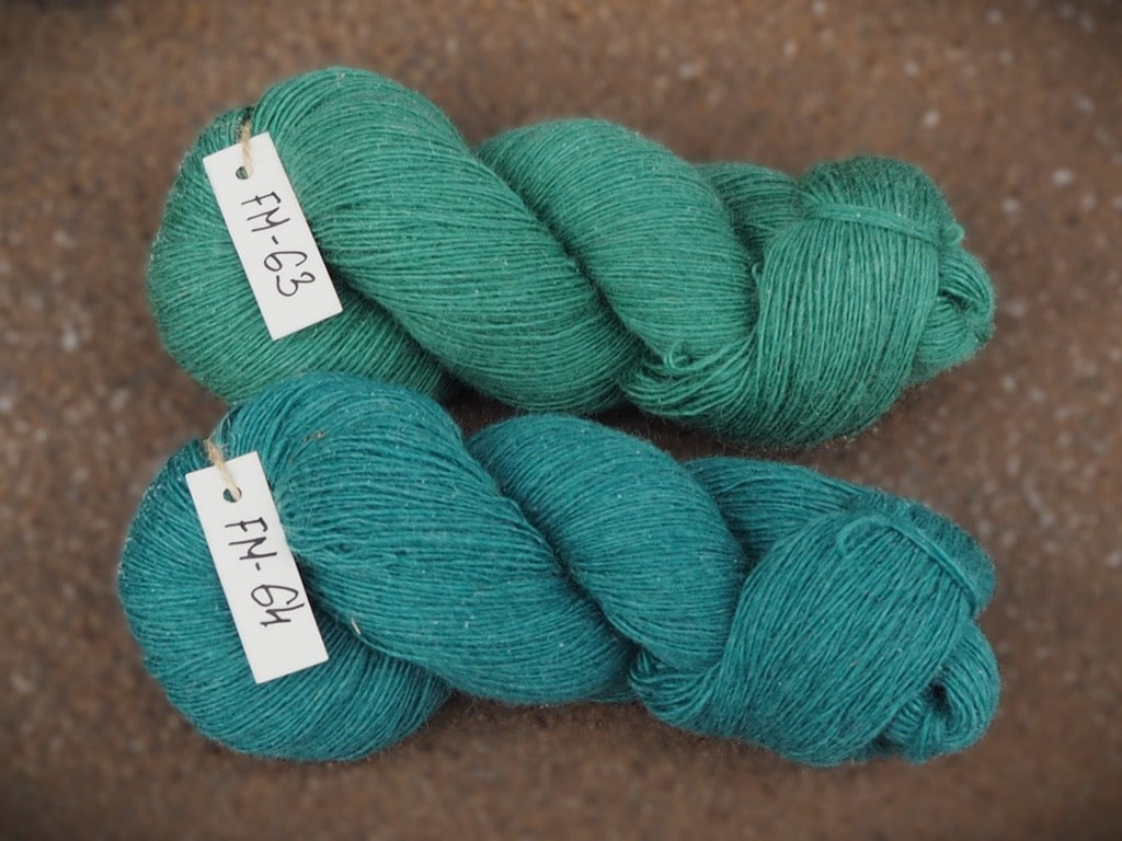 Siūlai Pāces vilnas fabrika 100% Merino- 100 g / 470 m