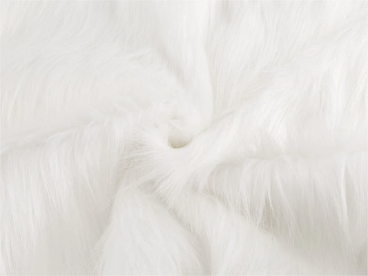 Mākslīgā kažokāda-balta 385 g/m²