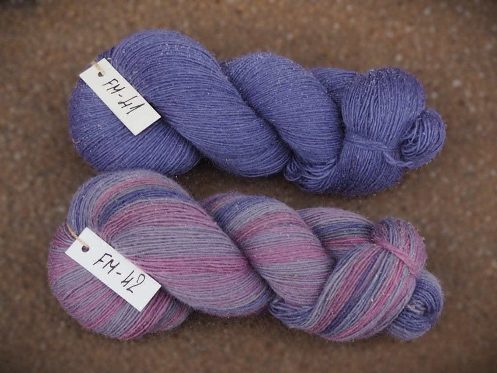 Siūlai Pāces vilnas fabrika 100% Merino- 100 g / 470 m