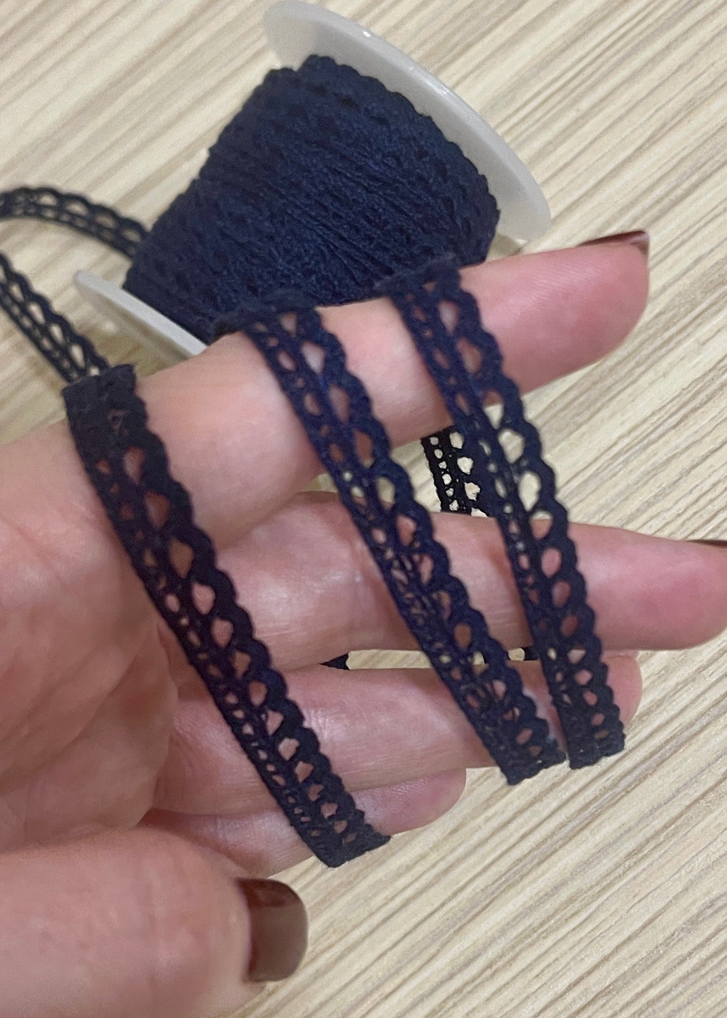 Mežģīne 1 cm-tumši zila