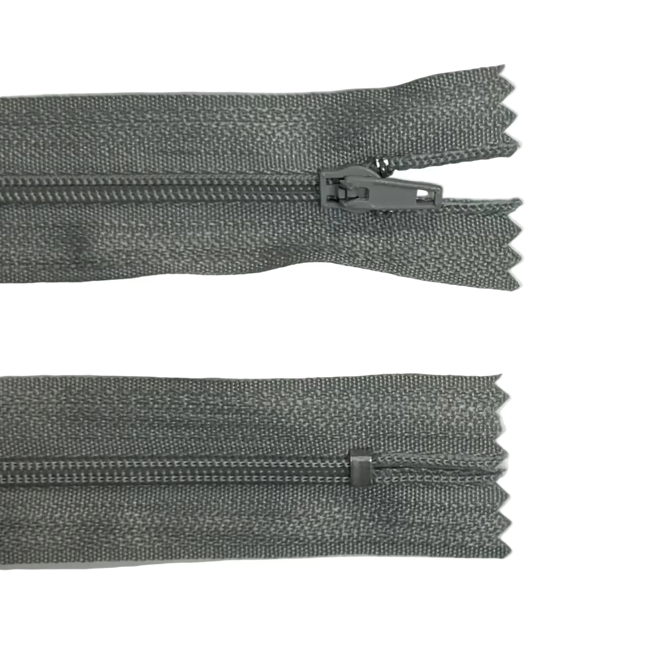 Closed zipper - gray