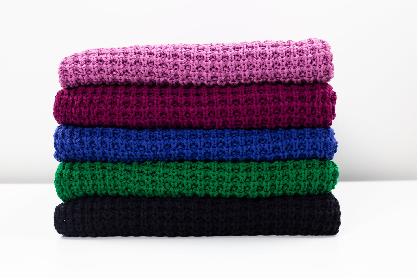 Attēls ar Biezs 100 % kokvilnas adījums - rozā 615 g/m² – pieejams Šarlotes audumi