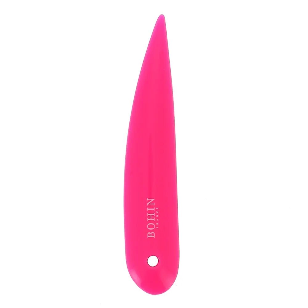 Bohin corner and edge shaper for sewing 13 cm – available online at Charlotte's Fabrics