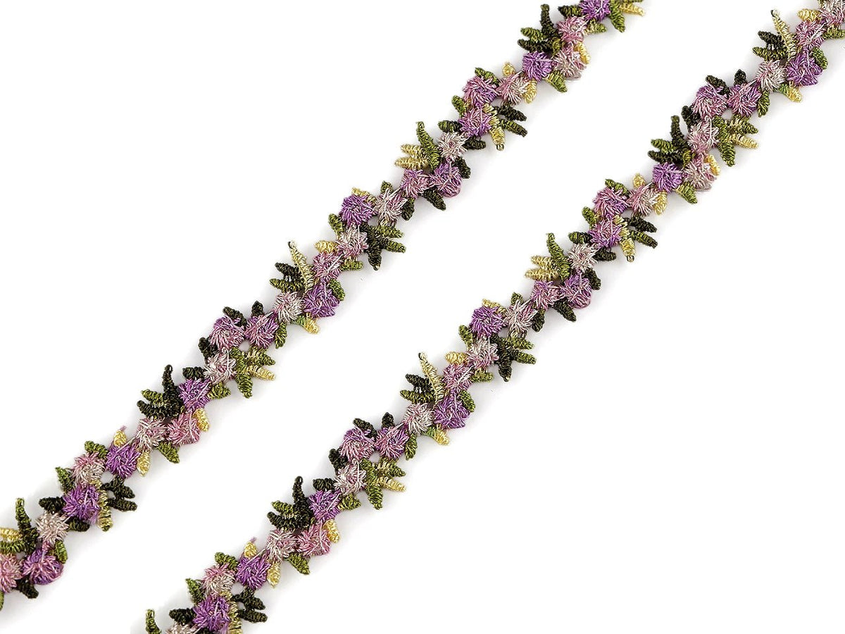 Attēls ar Dekoratīvā lente ar 3D ziediem – gaiši violeta, 15 mm – pieejams internetā Šarlotes audumi