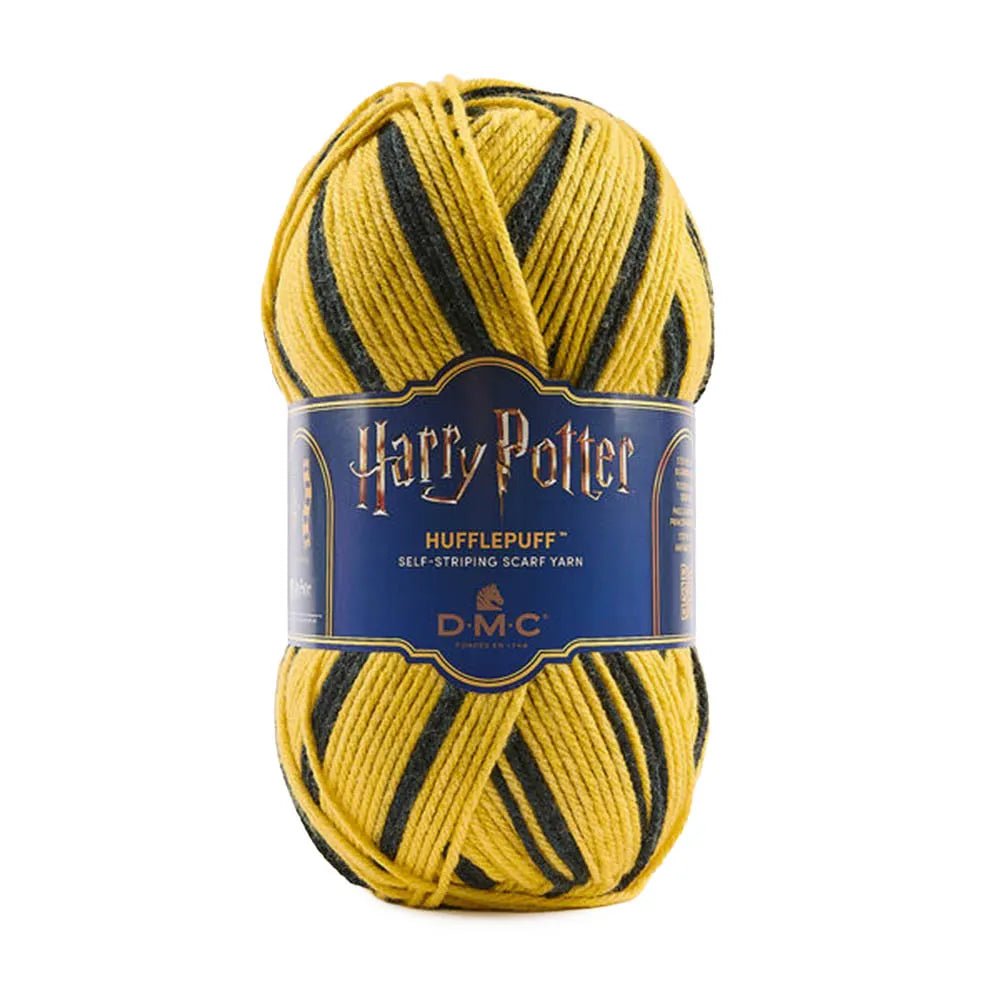 Attēls ar DMC Harry Potter Magic dzija 300 g / 410 m – pašsvītrojoša dzija Cūkkārpas koledžu krāsās – pieejams internetā Šarlotes audumi
