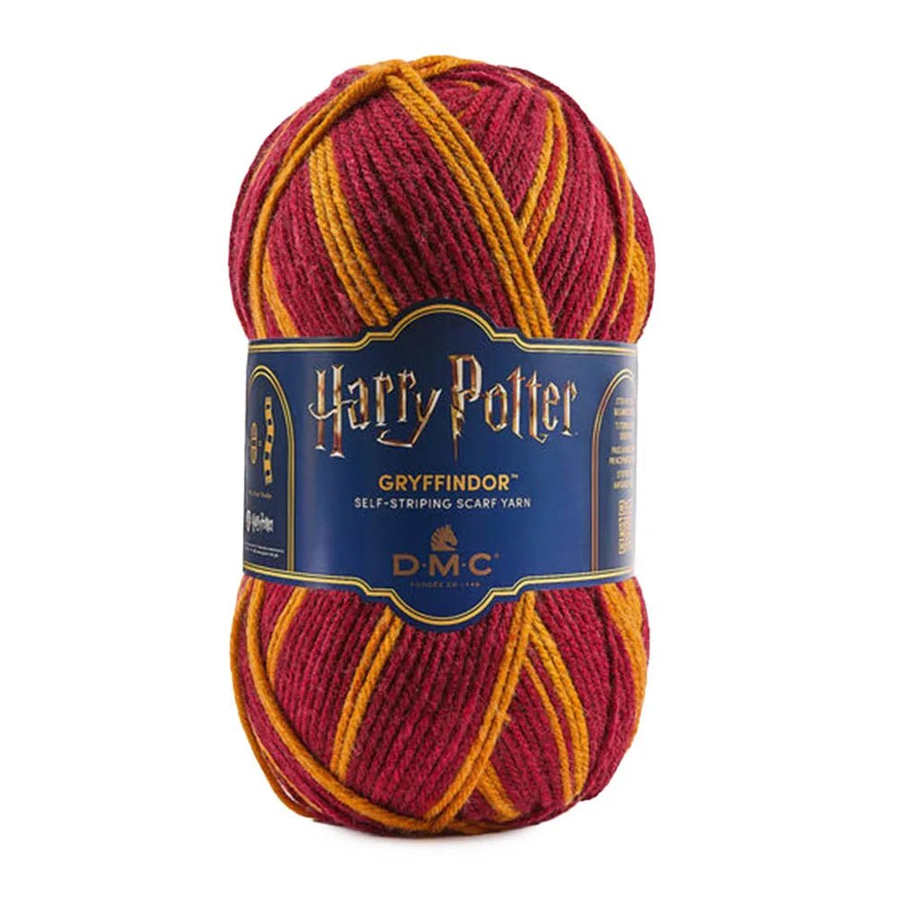 Attēls ar DMC Harry Potter Magic dzija 300 g / 410 m – pašsvītrojoša dzija Cūkkārpas koledžu krāsās – pieejams internetā Šarlotes audumi