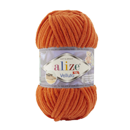 Image with Alize Velluto yarn - 100g / 68m – available at Šarlotes audumi