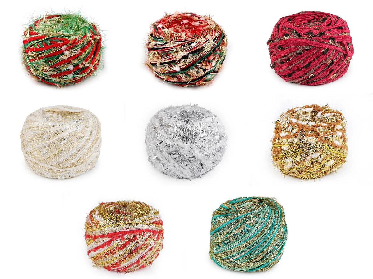 Attēls ar Dzijas Ziemassvētku Alfie 50 g / 30 m – pieejams internetā Šarlotes audumi