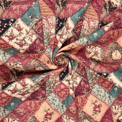 Attēls ar Džinsa rožu patchwork kokvilnas tvills 295 g/m² – pieejams Šarlotes audumi