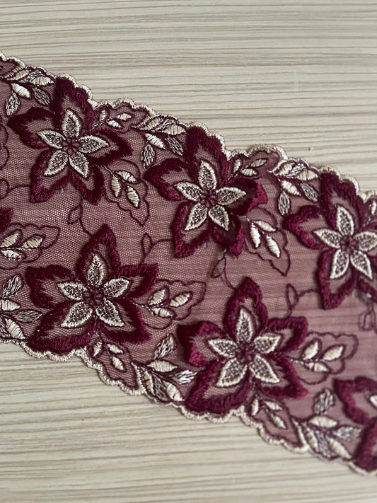 Image with elastic lace 14 cm - dark red with light accents – available at Šarlotes audumi