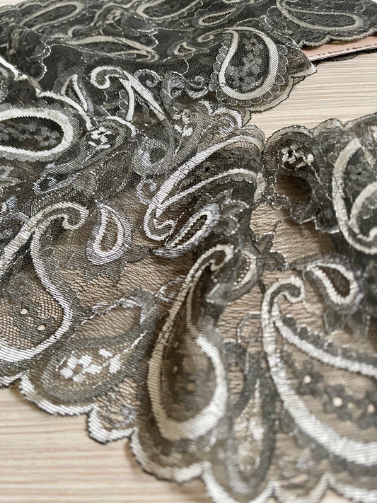 Image of Elastic lace 16 cm - khaki green – available at Šarlotes audumi