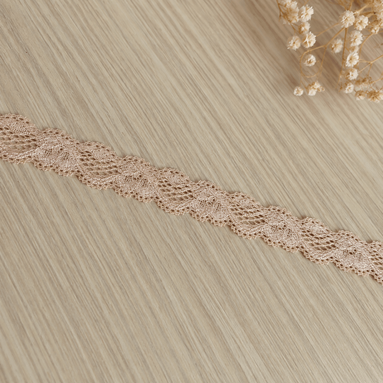 Image avec dentelle élastique 2 cm - nude – disponible chez Šarlotes audumi