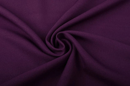 Attēls ar Gabardīns-tumši lillā 180 g/m² – pieejams Šarlotes audumi